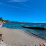 Cabanon Du Pin De Galle Avec A 30m Et Vue Le Pradet