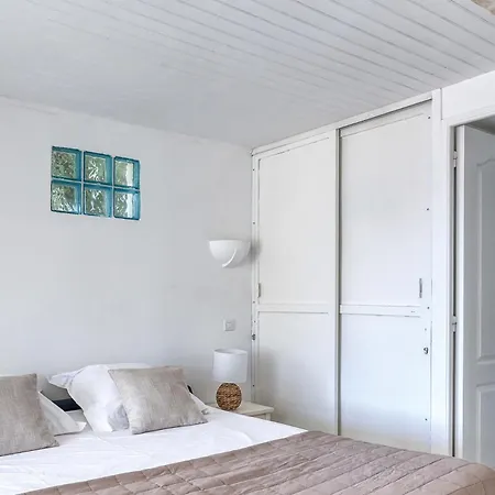 Cabanon Du Pin De Galle Avec A 30m Et Vue Le Pradet